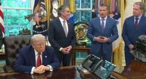 CNBC: Trump renunţă la tarifele vamale îndreptate împotriva ţărilor europene